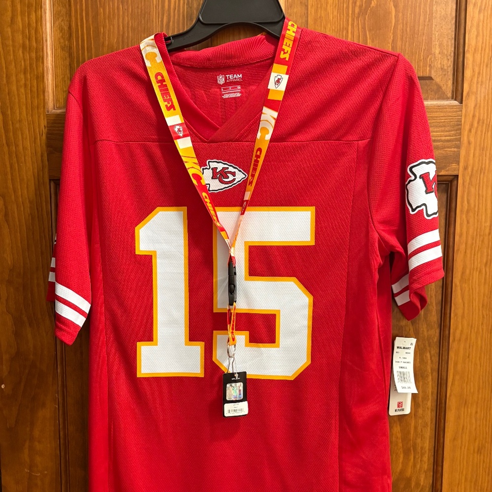 Kanasa City Chiefs Jersey #15, NWT,  Small Mens comes w/free KC Chiefs Lanyard